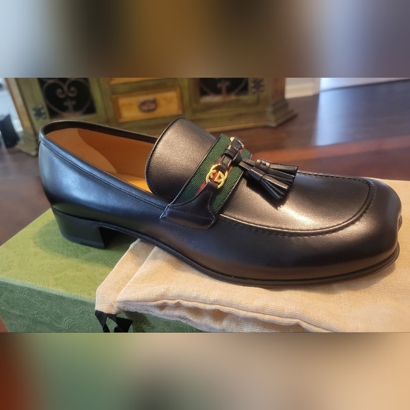 New Authentic Gucci Loafer with tassels. Original box and dust bags  US 12/UK 11 - Picture 5 of 8